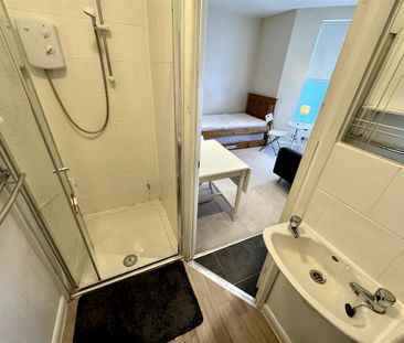 Studio to rent - Photo 4