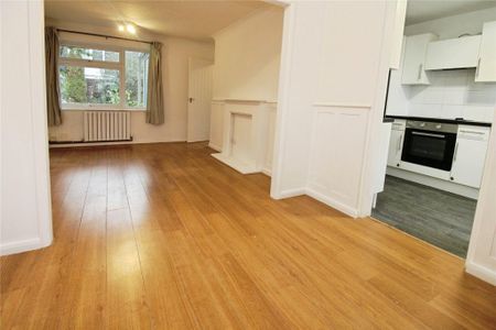 2 bedroom terraced house to rent - Photo 4
