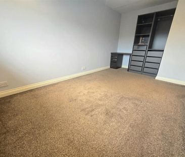 3 bedroom detached house to rent - Photo 5