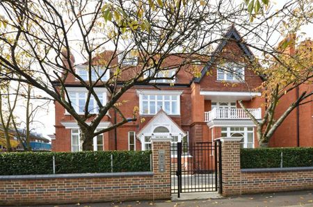 3 bedroom flat to rent - Photo 4