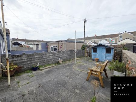 3 bedroom terraced house to rent - Photo 5