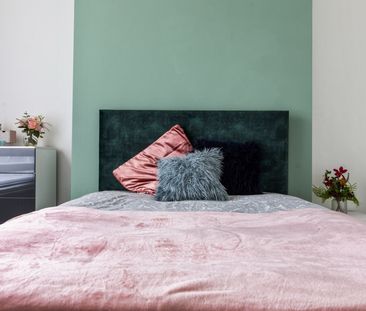 🏡 Beautiful Large Victorian House in Tottenham 🏡 Room 5 - Photo 5