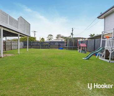 158 Maine Road, Clontarf QLD, Belconnen - Photo 3