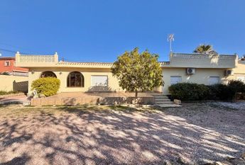 Alquiler de casa o chalet independiente en Calle Galicia