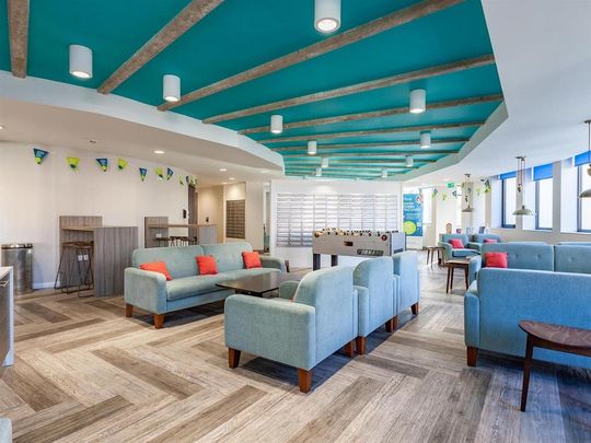 Studio to rent - Photo 1