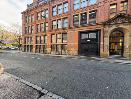 :: Gramercy House, M1 - Photo 2