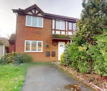 4 bedroom semi-detached house to rent - Photo 6