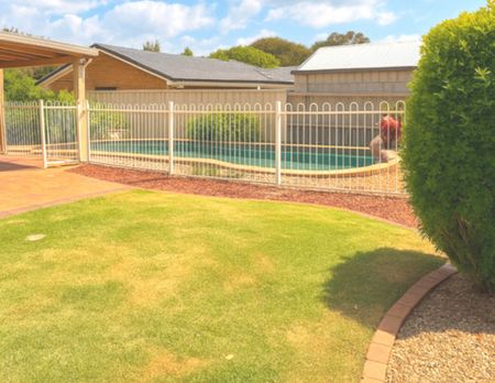 185 Dorville Road, Carseldine QLD, Belconnen - Photo 3