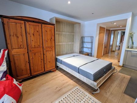 1 bed Studio in Oswald Building Chelsea Bridge Wharf, London, SW11 8PG - Photo 5
