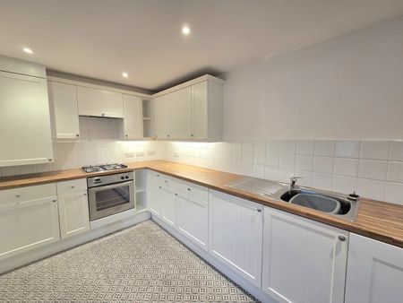 Penryn, Penryn, TR10 - Photo 4