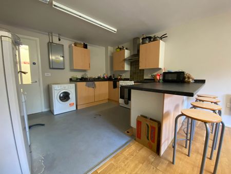 Gwennyth House, Cathays - Photo 4