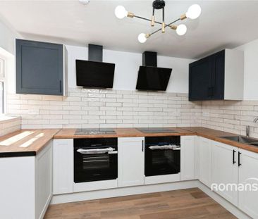 1 bedroom in a house share to rent - Photo 5
