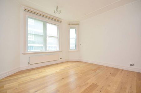 4 bedroom flat to rent - Photo 3