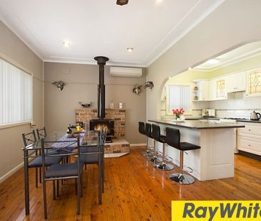 Charming 2-Bedroom Flat in Toongabbie!! - Photo 1