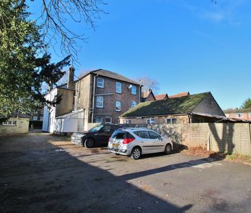 1 bedroom in a house share to rent - Photo 6