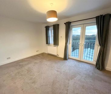 3 bedroom semi-detached house to rent - Photo 2