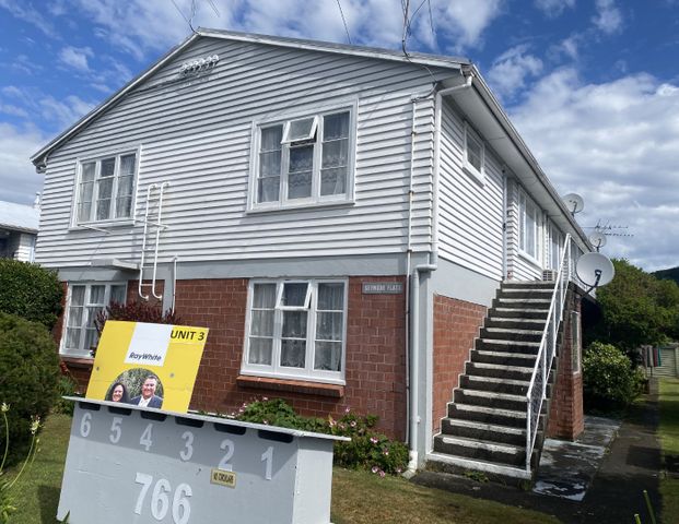 Cute two bedroom! - Photo 1