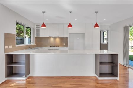 Expansive living in the Inner North - Photo 4