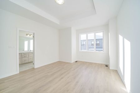 For Lease - 3038 Sideline 16 Road Unit# Main, Pickering, Ontario - Photo 2