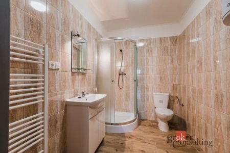 Pronájem bytu 2+kk 39 m - Fotografie 2