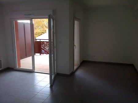 location Appartement T2 DE 46.9m² À LA SEYNE SUR MER - Photo 5