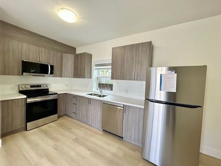 For Lease - 178 Woodward Avenue Unit# 4, London North, Ontario - Photo 3
