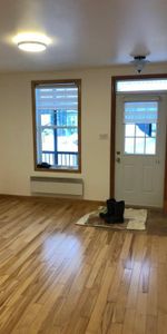 Logement 5 1/2 rénové à louer dans un duplex à St-Sacrement - Photo 3