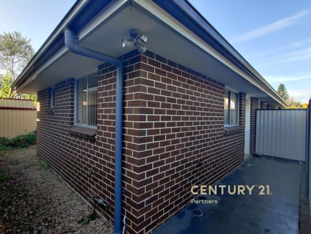 Charming, Comfortable and Convenient - Photo 5