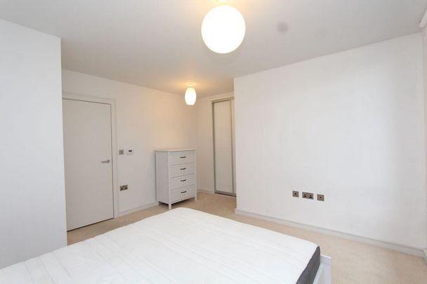 Room in a Shared House, Bugsby's Way, SE10 - Photo 1