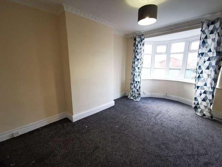 Ovington Grove, Fenham, Newcastle Upon Tyne, NE5 - Photo 3