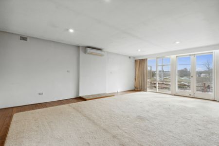 Ideal Location! - Photo 2