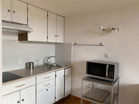 Location Appartement 2 pièces 35m² - Photo 3