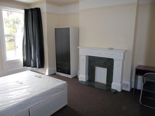 7 bedroom terraced house to rent - Photo 1
