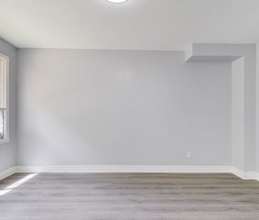 For Lease - 166 Adele Crescent, Oshawa, Ontario - Photo 6