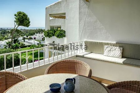 Alquiler de ático en Urbanizacion Nva Andalucia Aloha, 8 - Photo 5