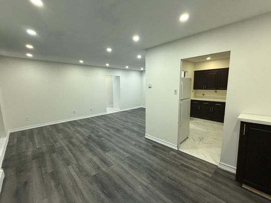 For Lease - 3533 Derry Road Unit# 905, Mississauga, Ontario - Photo 1