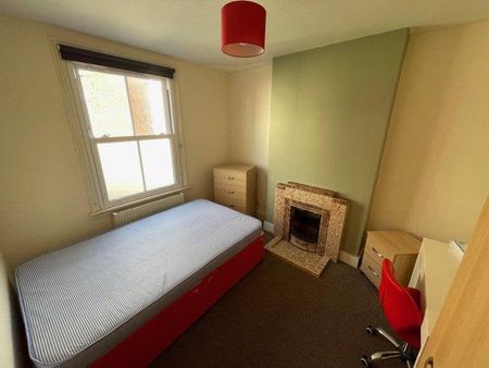 4 bedroom house share to rent - Photo 3