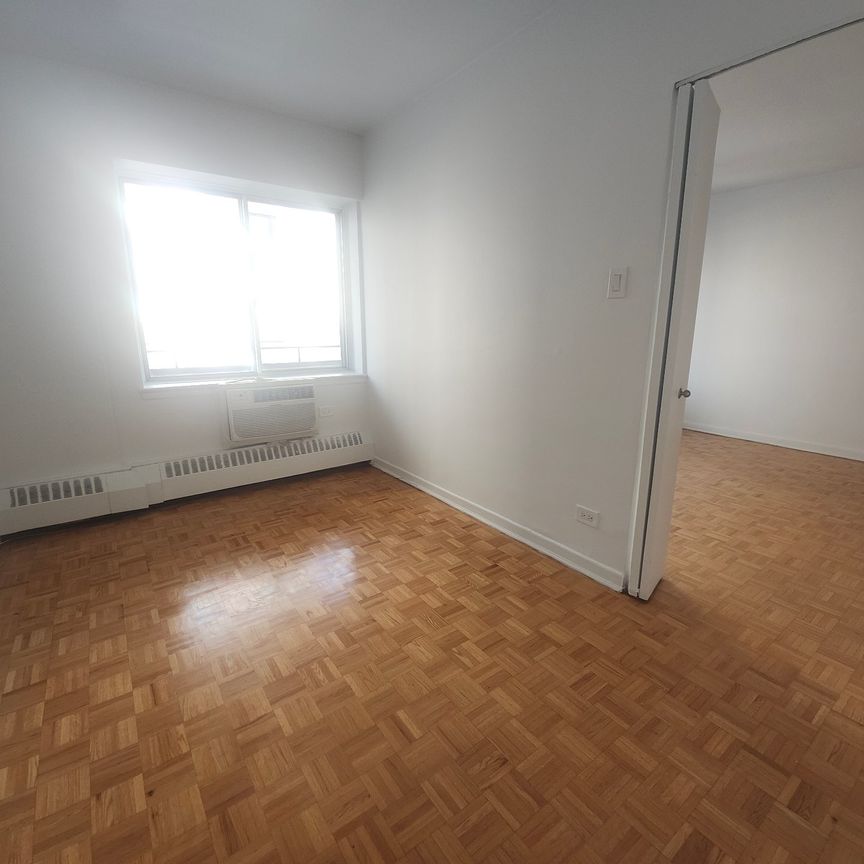 2300 Rue St Mathieu, Montréal (Ville-Marie), QC H3H - Photo 1