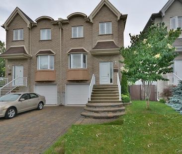 À louer / Maison à étages - Photo 1