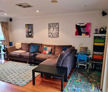 2/29 Mawarra Crescent, Chadstone VIC 3148 - Apartment For Rent | Do... - Photo 3