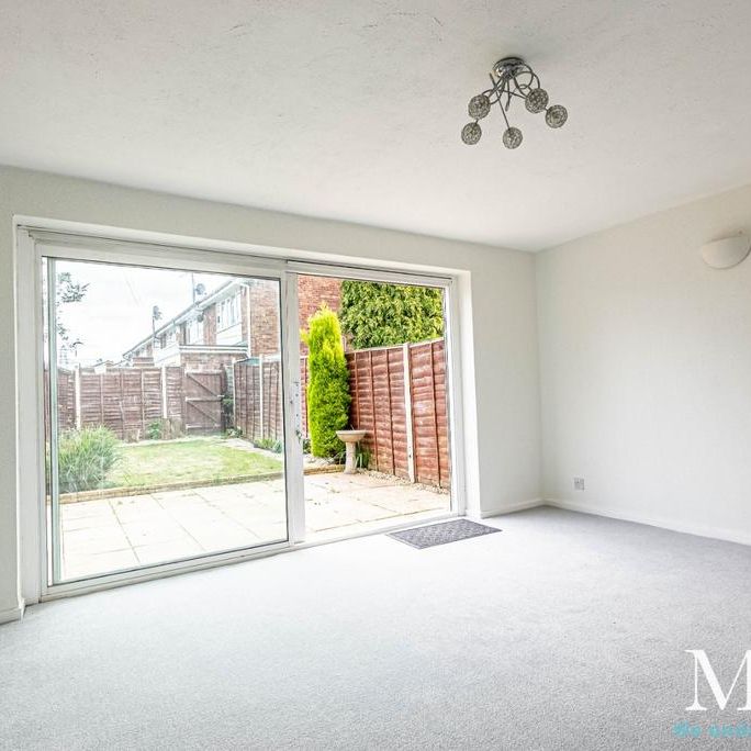 3 bedroom terraced house to rent - Photo 1