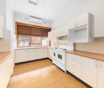 Modern Living in Prime Location - Photo 3