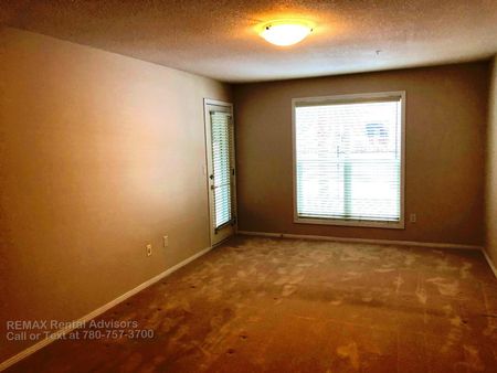 #109 8942 156 Street Northwest - Photo 5