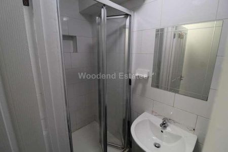 Green Drive, Southall, UB1 - Photo 5