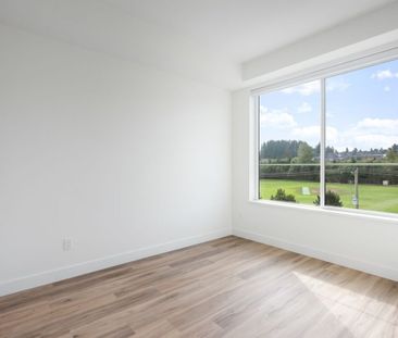 Brand New 2 Bedroom in Sterling at Bell Centre B2-B8 – First Month ... - Photo 4