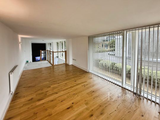 3 bedroom duplex to rent Maritime Walk, Southampton, Hampshire, SO14 - Photo 1