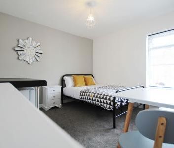 Waterloo Street, Burton upon Trent, DE14 - Photo 1