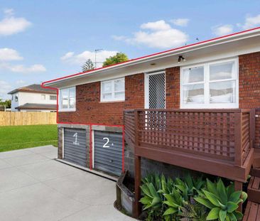 Tidy & Spacious 2-Bedroom Home in Pakuranga! - Photo 4