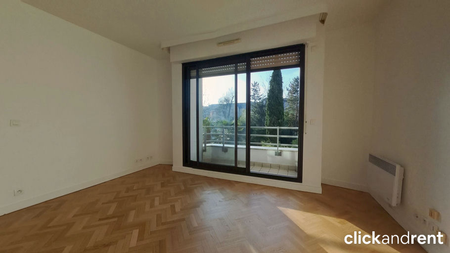 Studio lumineux de 22,83 m² avec balcon et parking – Sceaux - Photo 2