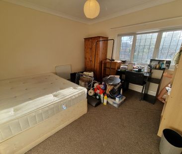 6 Bed Student Accommodation - Photo 6